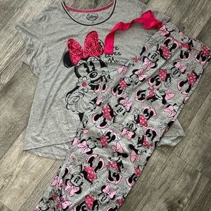 Disney Minnie Mouse Women’s Sleepwear Set